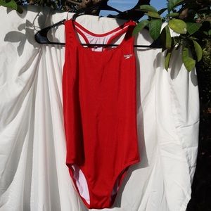 Girls speedo swimsuit size 16